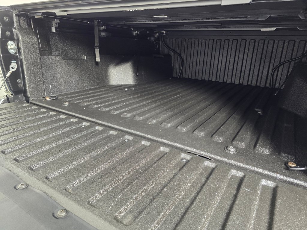 Used 2021 Toyota Tacoma Limited AWD/4WD image 22