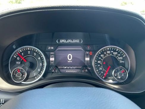 Used 2023 RAM 1500 Laramie AWD/4WD image 16