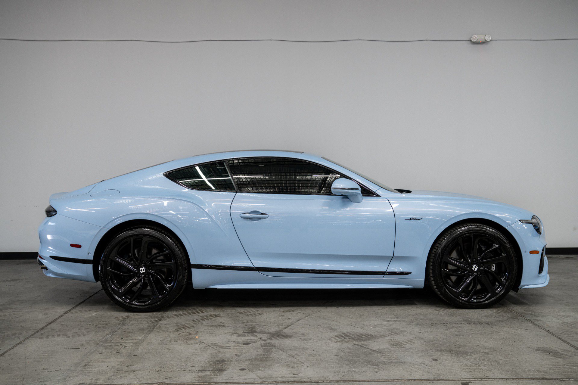 Used 2025 Bentley Continental GT Speed AWD/4WD image 37