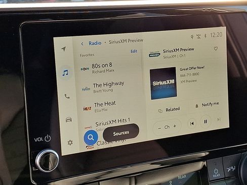 Certified 2024 Toyota Highlander XLE image 18