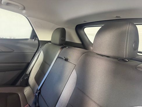 Used 2026 Chevrolet TrailBlazer LT w/ Convenience Package FWD image 11