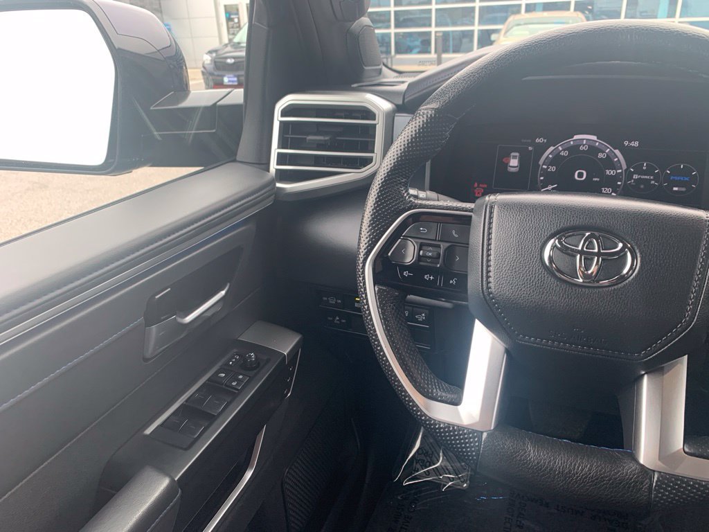 Used 2024 Toyota Sequoia Platinum AWD/4WD image 11