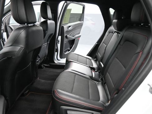 Certified 2023 Ford Escape ST-Line w/ Equipment Group 301A image 18