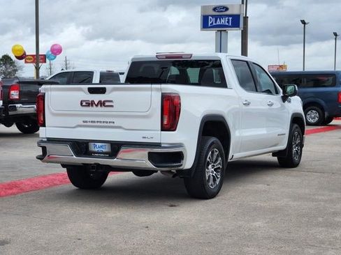 Used 2026 GMC Sierra 1500 SLT image 5