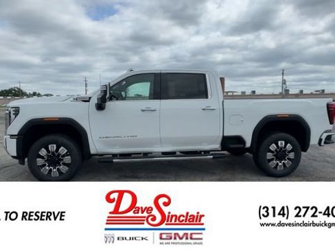 New 2026 GMC Sierra 3500 Denali w/ Denali Reserve Package AWD/4WD image 5