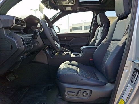 New 2026 Toyota 4Runner 4WD image 11