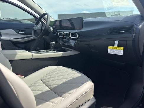 New 2026 Nissan Sentra SL image 17