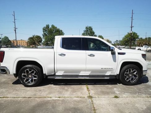 Used 2025 GMC Sierra 1500 SLT w/ SLT Premium Plus Package AWD/4WD image 2