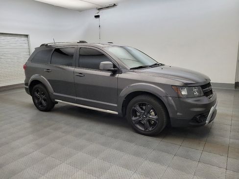 Used 2020 Dodge Journey Crossroad w/ Popular Equipment Group FWD image 11