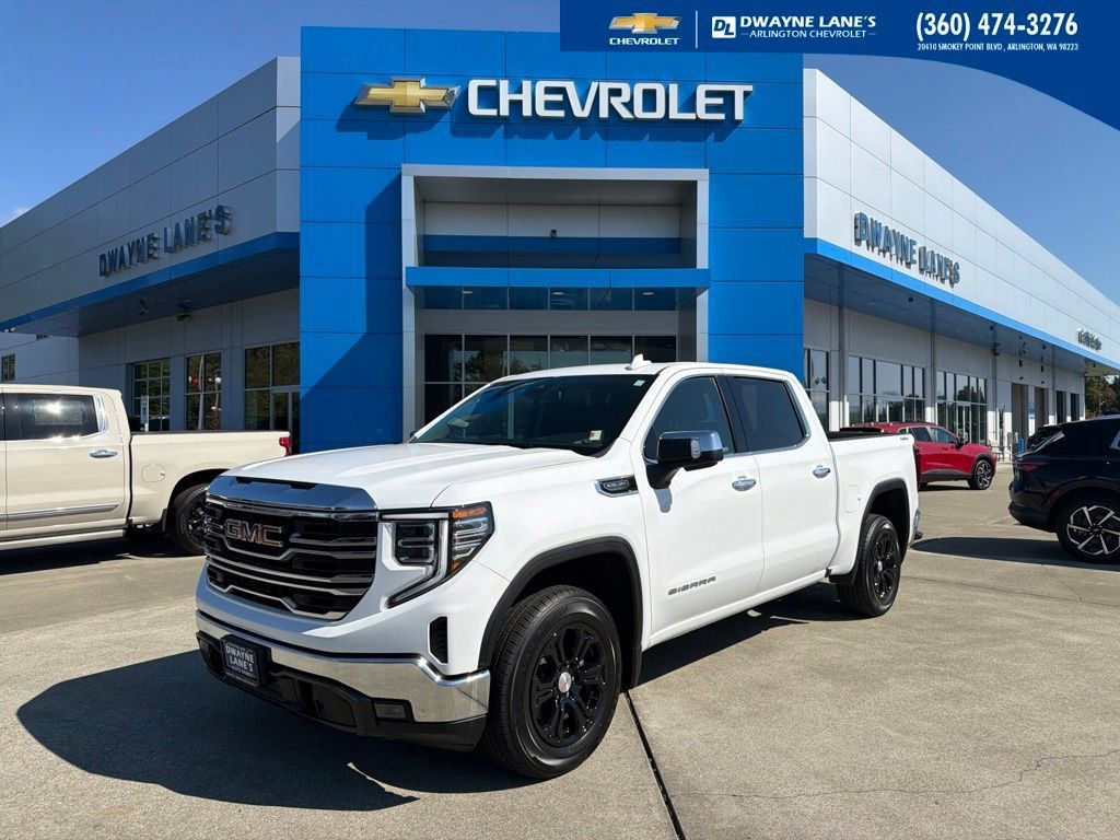 Used 2025 GMC Sierra 1500 SLT AWD/4WD image 1