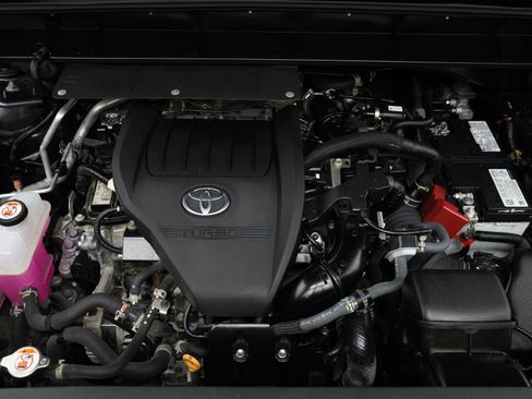 Used 2023 Toyota Highlander XLE image 36