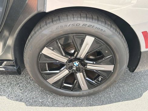 Certified 2025 BMW iX xDrive50 AWD/4WD image 11