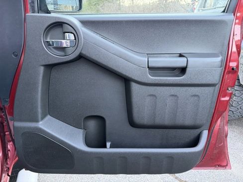 Used 2015 Nissan Xterra PRO-4X w/ Pro-4x Leather Package image 36