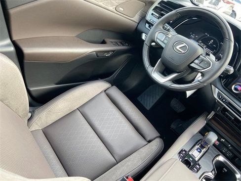 New 2026 Lexus RX 450h 450h+ Luxury image 13