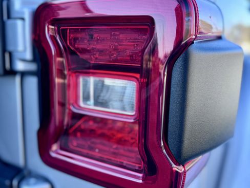 Used 2019 Jeep Wrangler Rubicon image 69