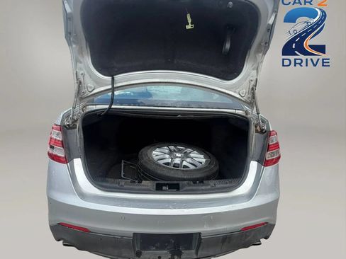 Used 2015 Ford Taurus SEL FWD image 15
