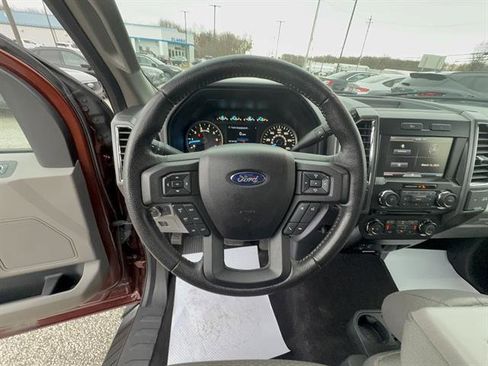 Used 2015 Ford F150 XLT w/ Equipment Group 302A Luxury image 15