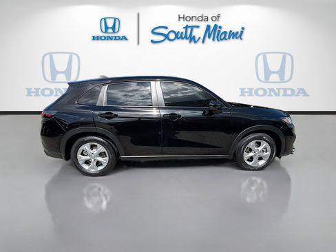 Certified 2024 Honda HR-V LX image 8
