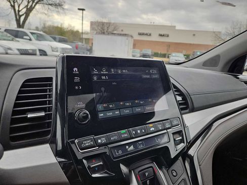 Used 2022 Honda Odyssey Touring image 32