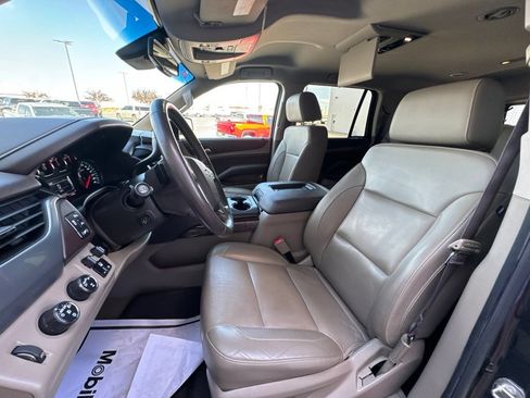Used 2017 Chevrolet Tahoe LT w/ Luxury Package AWD/4WD image 10