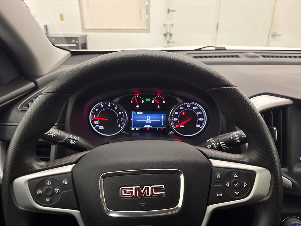 Used 2023 GMC Terrain SLE w/ Driver Convenience Package AWD/4WD image 16