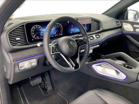 New 2026 Mercedes-Benz GLE 450 4MATIC Coupe image 8