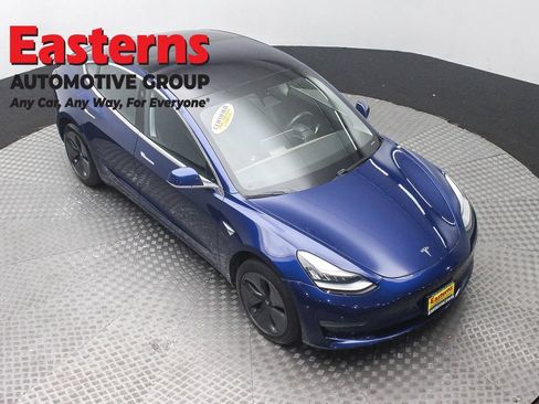 Used 2019 Tesla Model 3 Standard Range RWD image 3