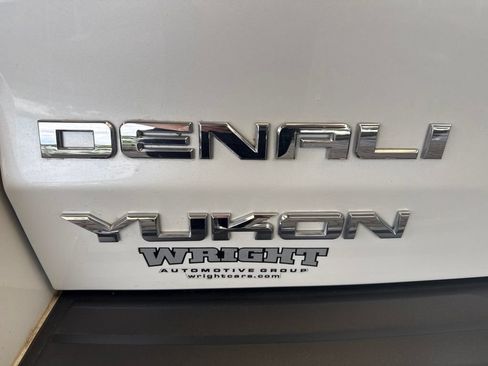 Used 2019 GMC Yukon Denali AWD/4WD image 11