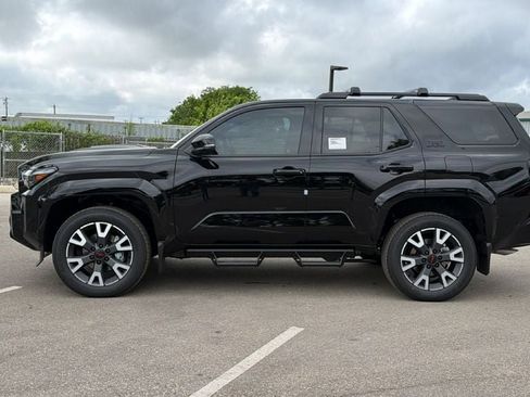 New 2026 Toyota 4Runner TRD Sport Premium AWD/4WD image 10