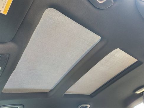 Used 2019 Mercedes-Benz GLS 450 4MATIC image 18