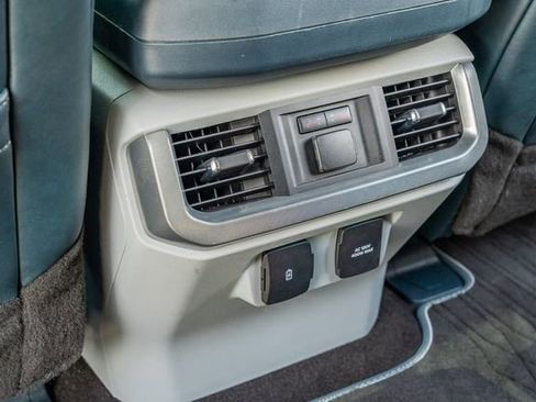 Used 2021 Ford F150 Limited image 37