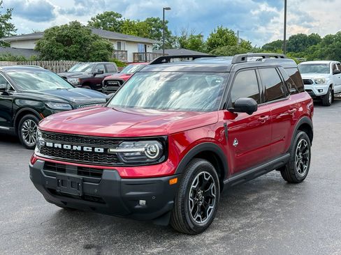 Used 2025 Ford Bronco Sport Outer Banks w/ Outer Banks Tech Package+ AWD/4WD image 5