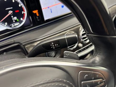 Used 2017 Mercedes-Benz S 550 Sedan image 26