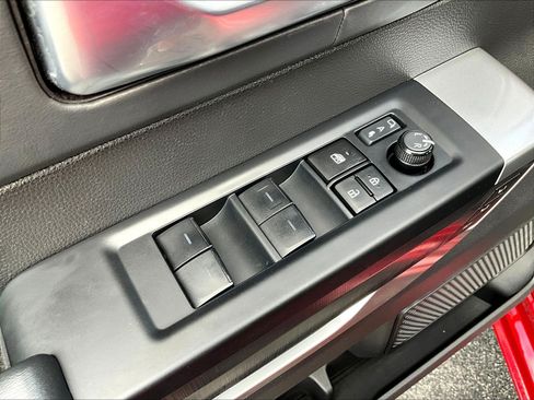 Used 2024 Toyota Sequoia Platinum AWD/4WD image 37