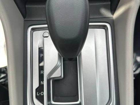 Used 2020 Subaru Forester Premium AWD/4WD image 34