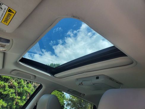 Used 2010 MAZDA CX-9 Grand Touring w/ Moonroof & Bose Audio Pkg FWD image 12