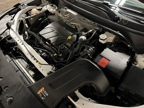 Used 2024 Chevrolet Trax RS w/ Driver Confidence Package image 41