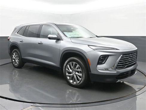 New 2026 Buick Enclave Preferred w/ Power Package image 7