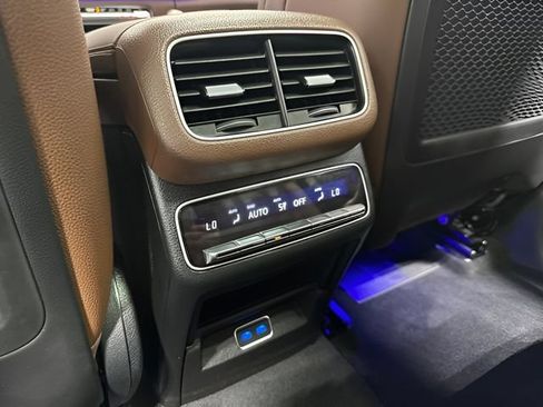 Certified 2024 Mercedes-Benz GLS 450 4MATIC image 27