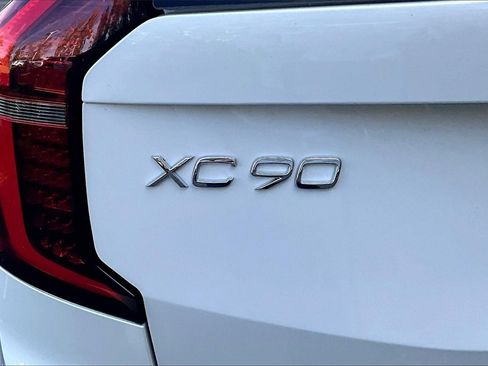 New 2026 Volvo XC90 B6 Ultra w/ Protection Package Premier image 9
