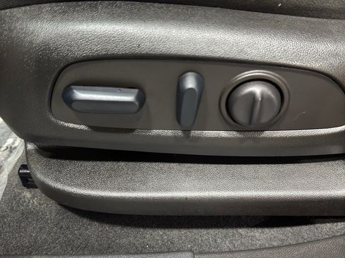 Used 2023 Chevrolet Blazer LT w/ Driver Confidence Package image 17