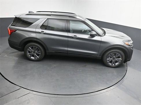 New 2026 Ford Explorer Active w/ Active Comfort Package image 27
