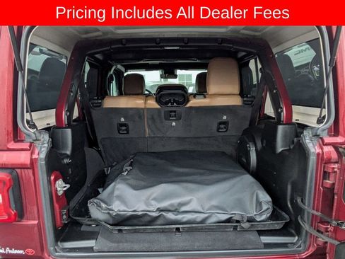 Used 2021 Jeep Wrangler Unlimited Rubicon AWD/4WD image 13