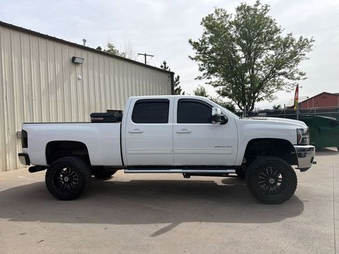 Used 2013 Chevrolet Silverado 2500 LTZ w/ LTZ Plus Package AWD/4WD image 4