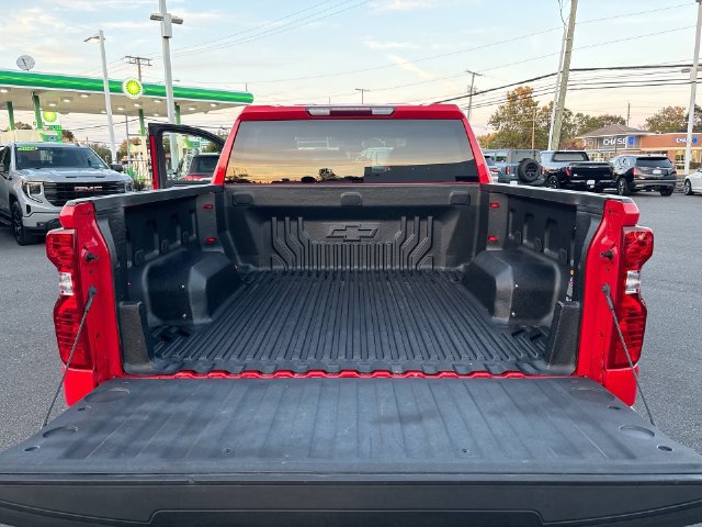 Used 2023 Chevrolet Silverado 1500 LT AWD/4WD image 25