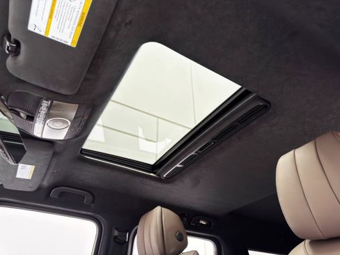 Used 2023 Mercedes-Benz G 63 AMG Squared image 12