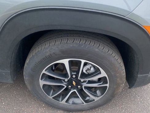 Used 2025 Chevrolet TrailBlazer LT AWD/4WD image 10