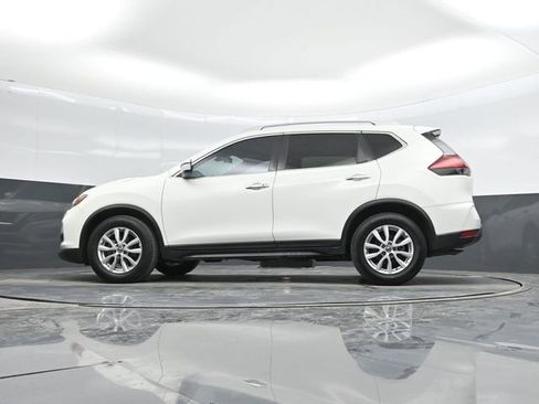 Used 2020 Nissan Rogue SV image 43