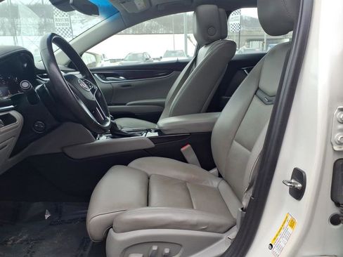 Used 2014 Cadillac XTS Luxury w/ Driver Awareness Package image 5