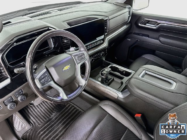 Used 2022 Chevrolet Silverado 1500 LTZ w/ LTZ Premium Package AWD/4WD image 16
